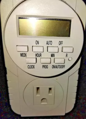 734112 Apollo Titan Controls 7 Digital Outlet Timer With Daily Schedules - Smart Plug