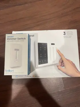 Bhs120us-wh1 Brilliant Smart Dimmer Switch - White / New In Box