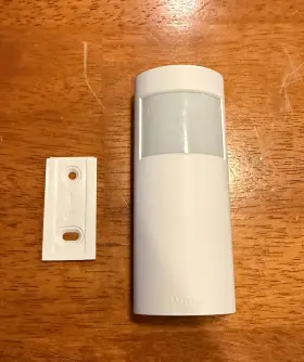 Lrf2-oklb-p Lutron Caseta Smart Lighting Motion Sensor - No Mount