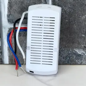 2475f Smarthome / Insteon Fanlinc Ceiling Fan And Light Controller In-canopy Module White