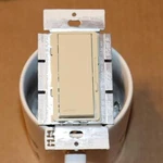 One Lutron Diva Dvfsq-f-iv Ivory Fan Control Switch #bk 83. Fixed Price $18.89.